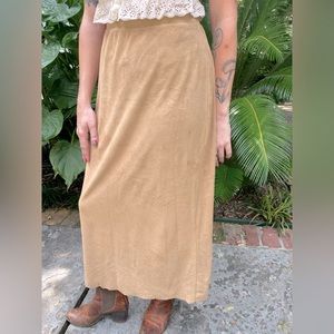 Liz & Co. Petite Poly Suede Skirt